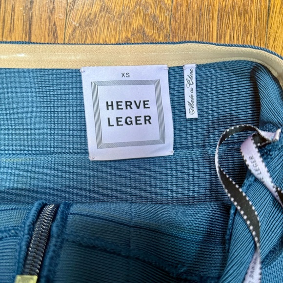 Herve Leger Navy Bandage Dress in XS - Picture 6 of 8